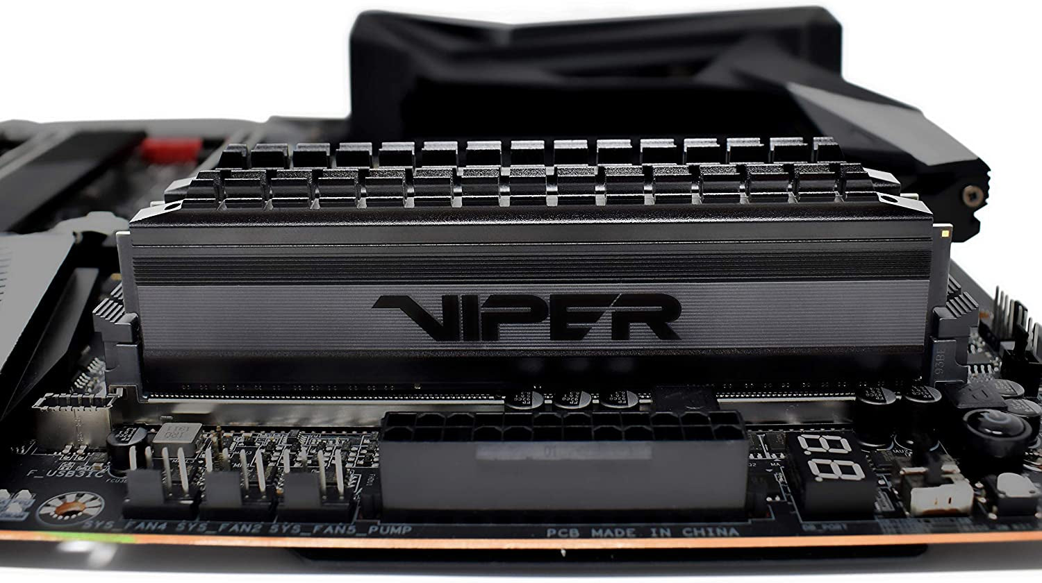 Viper 4 Blackout Series DDR4 16GB (2 X 8GB) 4000Mhz Kit